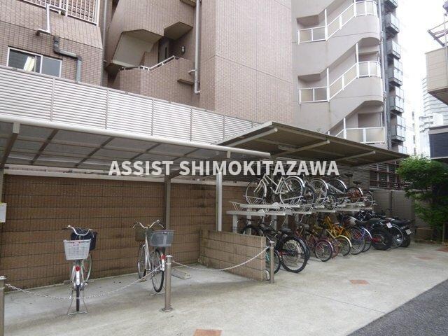 駒沢大学駅 徒歩1分 1階の物件内観写真