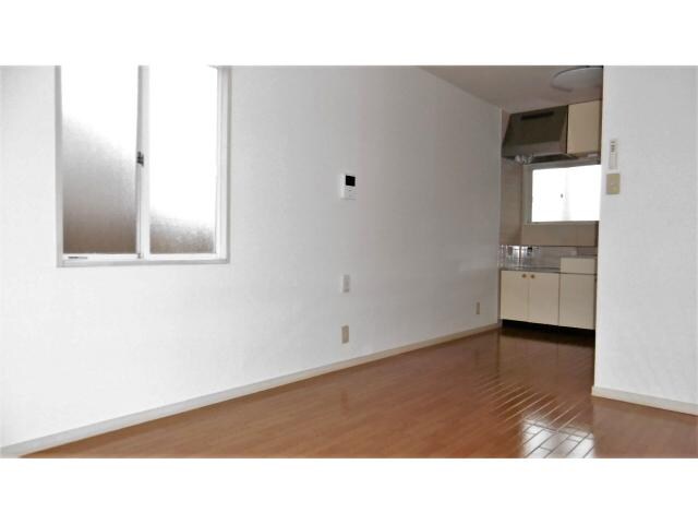 セレナ堀高の物件内観写真