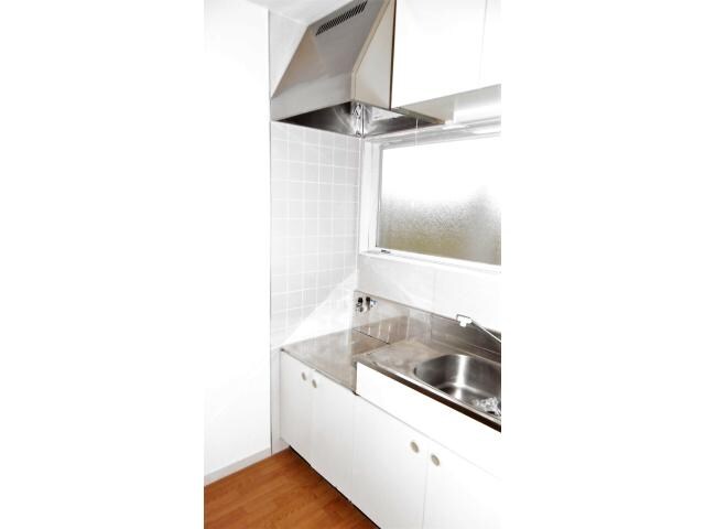 セレナ堀高の物件内観写真