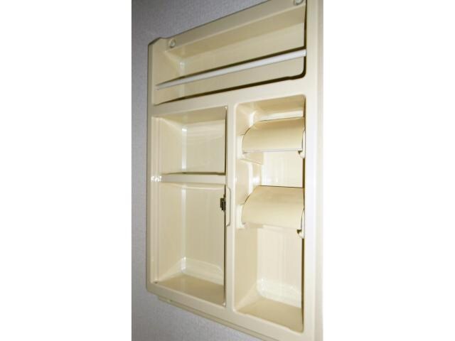 セレナ堀高の物件内観写真