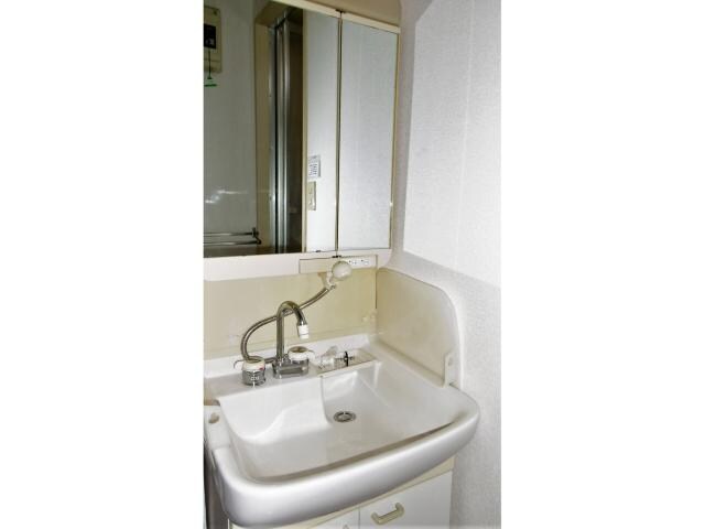 セレナ堀高の物件内観写真