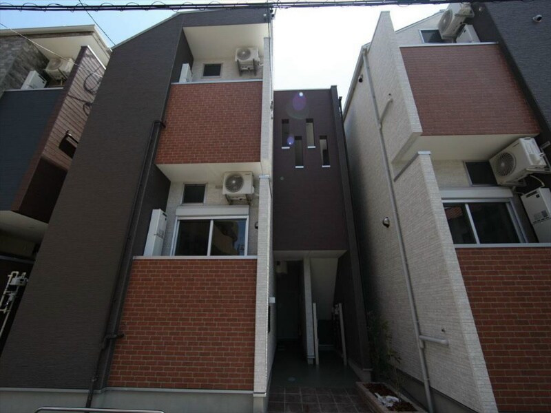 ＨＡＬ ＦＬＡＴＳ（ハルフラッツ）の物件外観写真