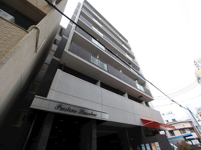 プレストンズ新栄の物件外観写真