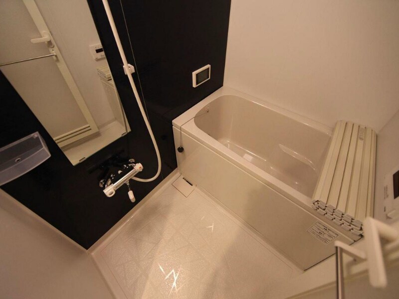 ＣＡＳＴＥＬＬＯＬＵＳＳＯ（カステロルッソ）の物件内観写真