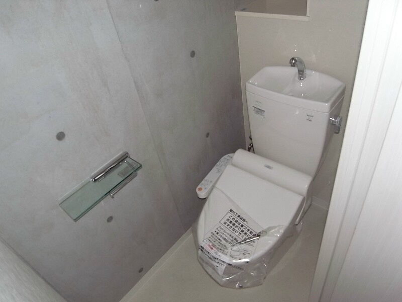 ＣＡＳＴＥＬＬＯＬＵＳＳＯ（カステロルッソ）の物件内観写真