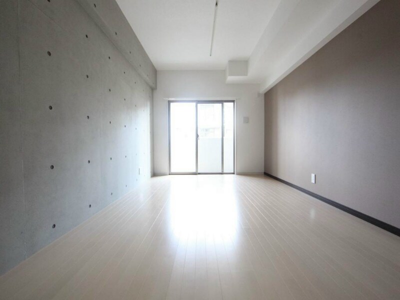 ＣＡＳＴＥＬＬＯＬＵＳＳＯ（カステロルッソ）の物件内観写真