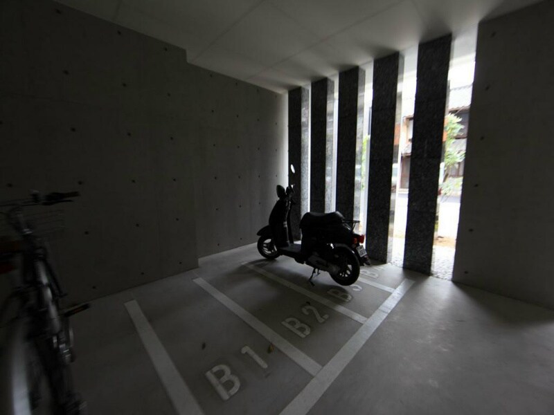 ＣＡＳＴＥＬＬＯＬＵＳＳＯ（カステロルッソ）の物件内観写真