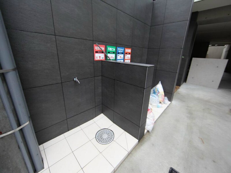 ＣＡＳＴＥＬＬＯＬＵＳＳＯ（カステロルッソ）の物件内観写真