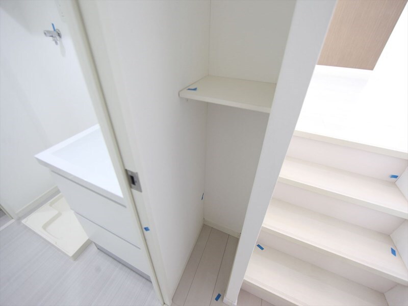 アールグレイス中島町の物件内観写真