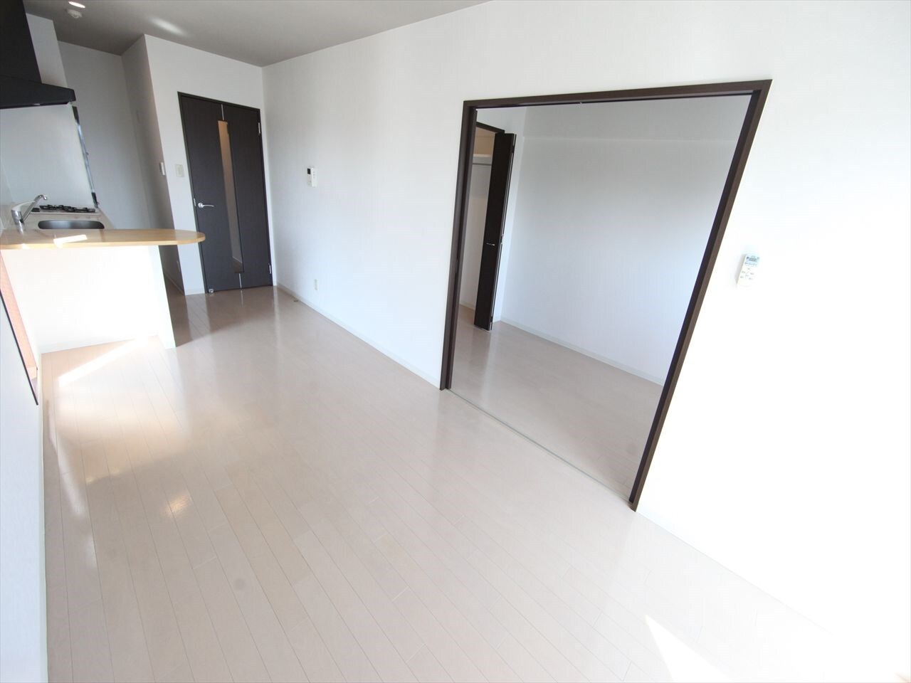 フォレシティ新栄の物件内観写真