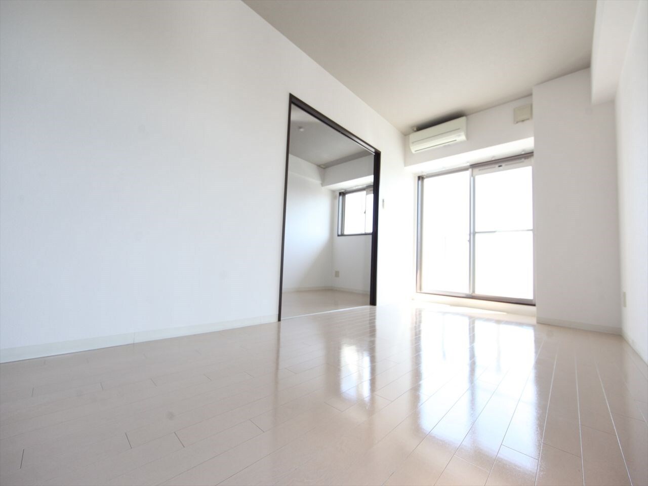 フォレシティ新栄の物件内観写真