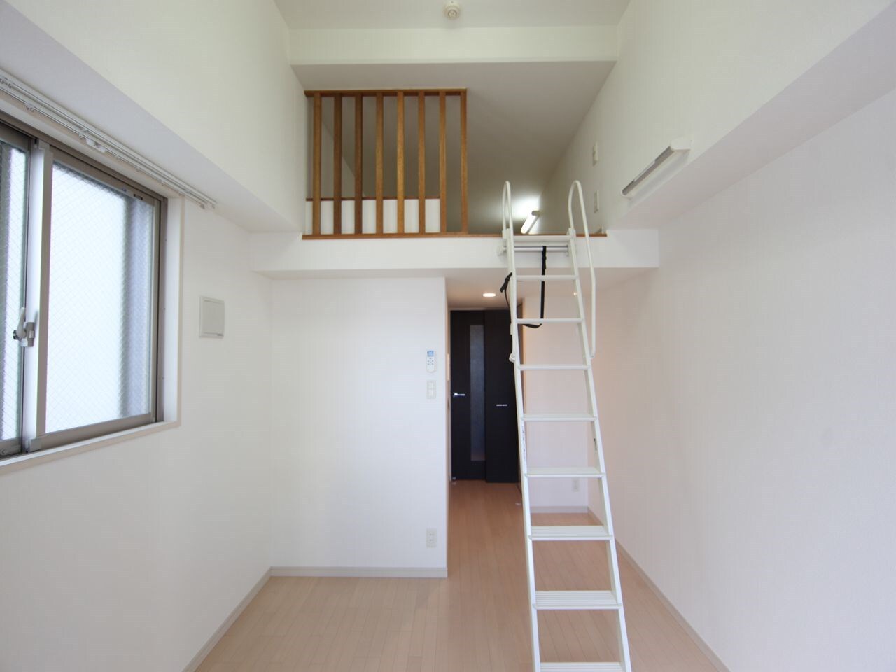 エステムコート名古屋栄デュアルレジェンドの物件内観写真