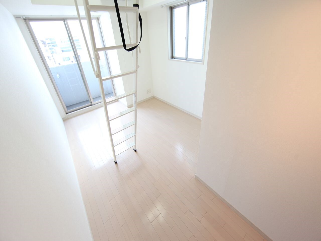 エステムコート名古屋栄デュアルレジェンドの物件内観写真