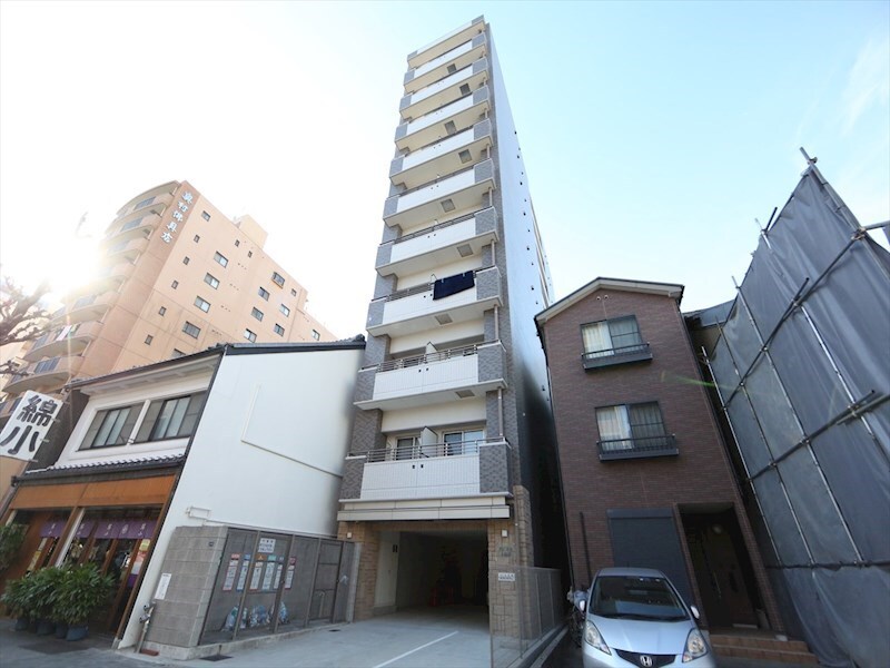 グレイス上前津の物件外観写真