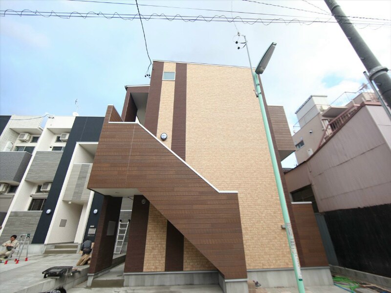 ヴィルフランシュ中村公園の物件外観写真