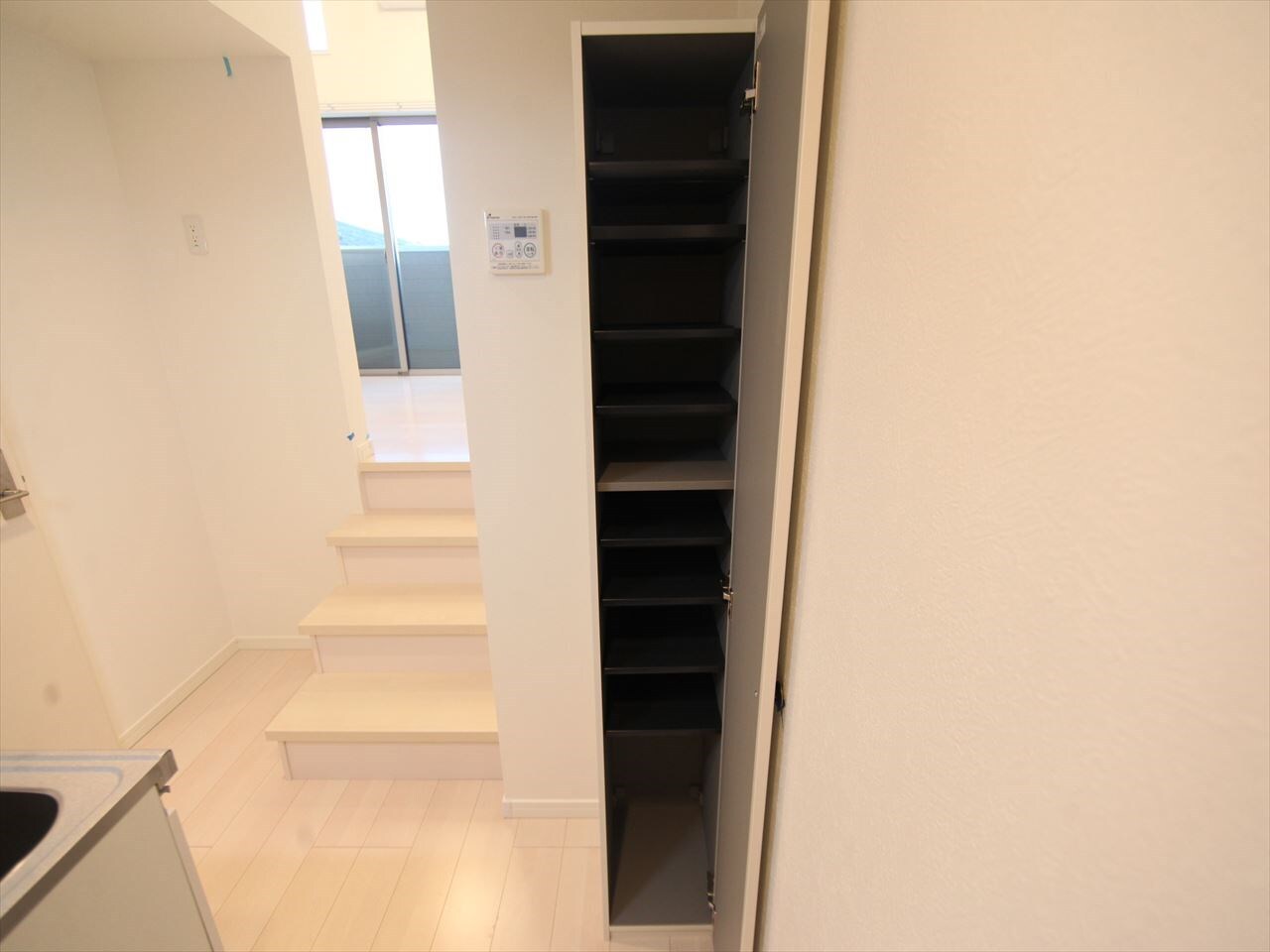 ヴィルフランシュ中村公園の物件内観写真