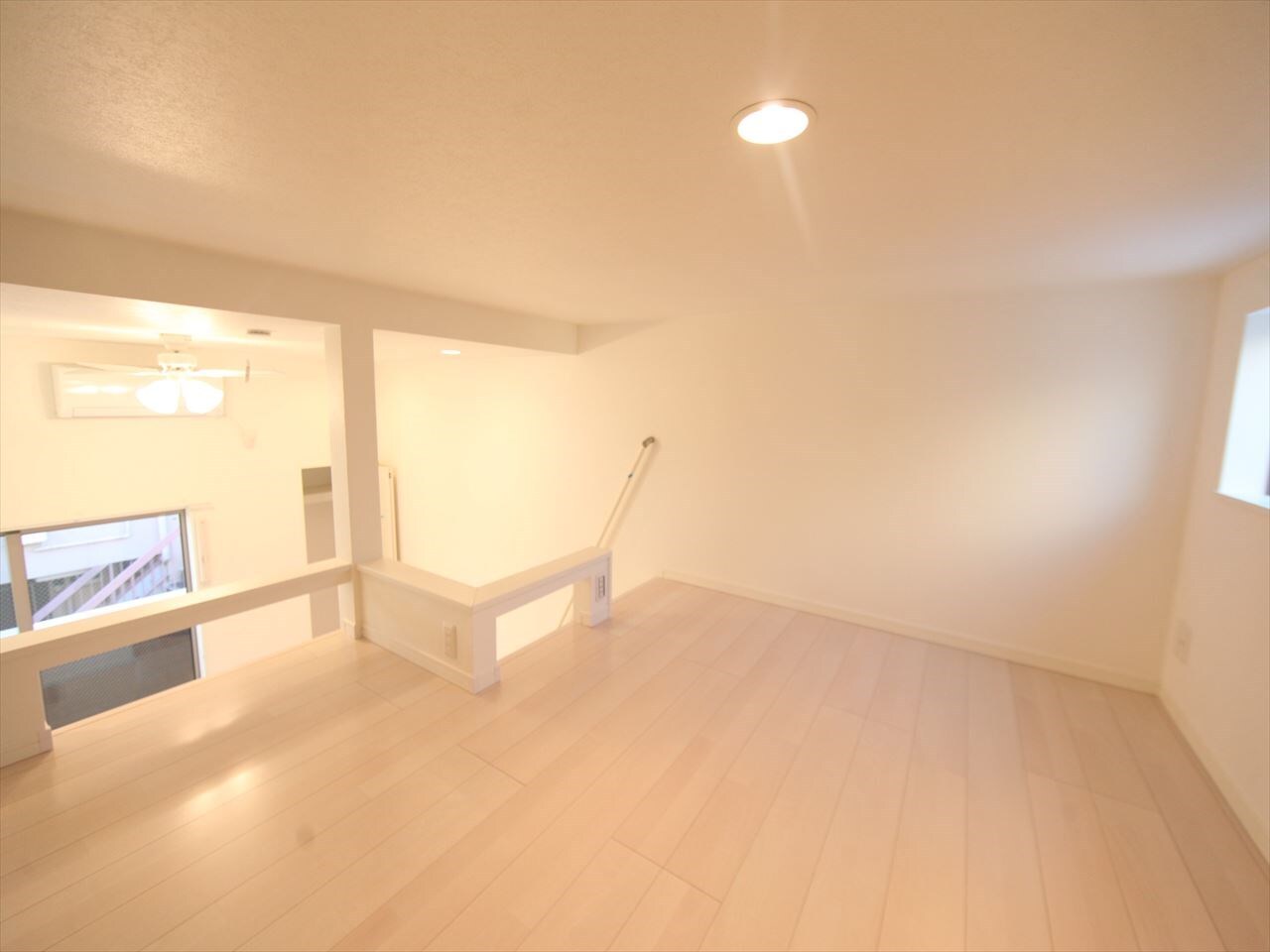 ヴィルフランシュ中村公園の物件内観写真