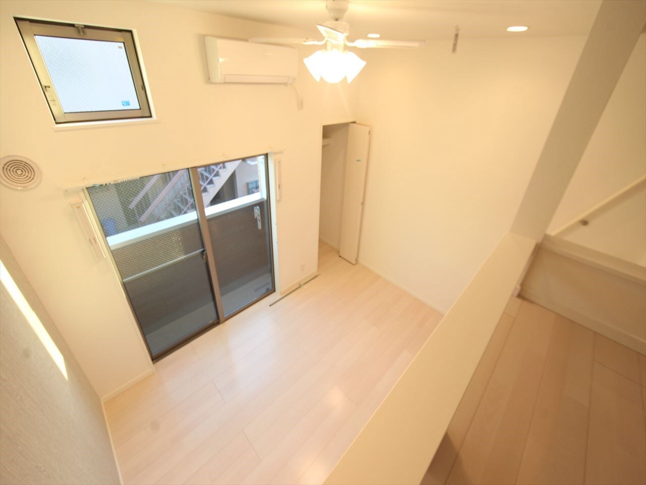 ヴィルフランシュ中村公園の物件内観写真