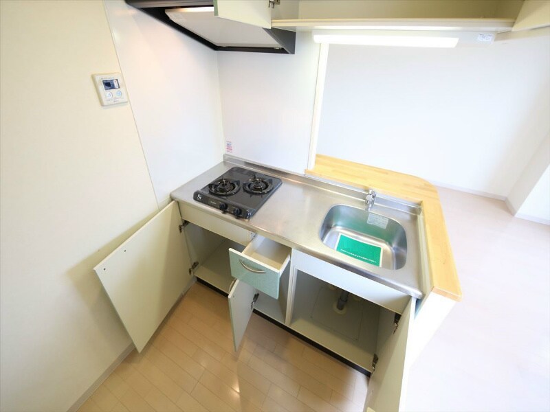 Ｐ－ＳＱＵＡＲＥＳｈｕｍｏｋｕの物件内観写真