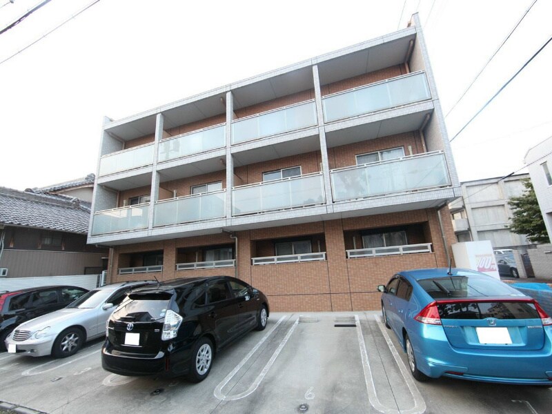 鶴羽之彩の物件外観写真