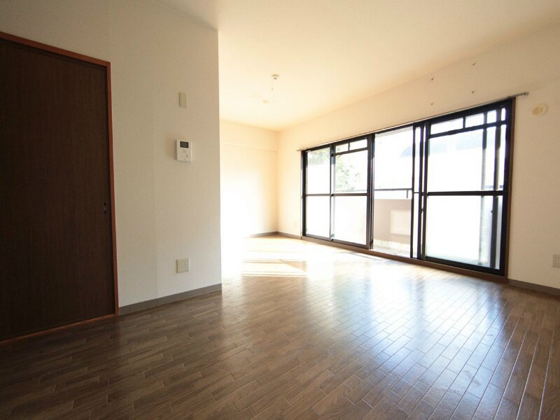 シェソワ駒方の物件内観写真