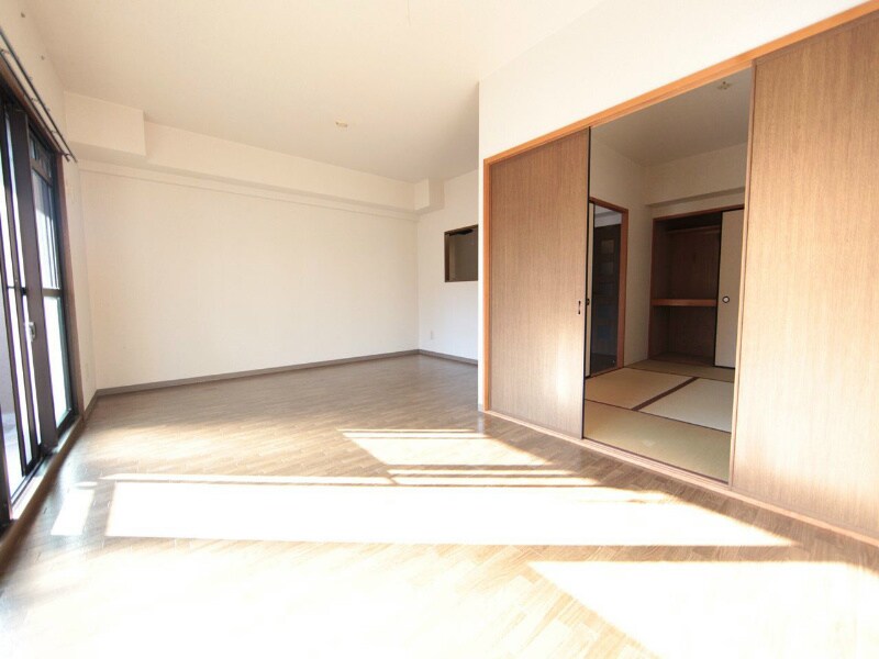 シェソワ駒方の物件内観写真