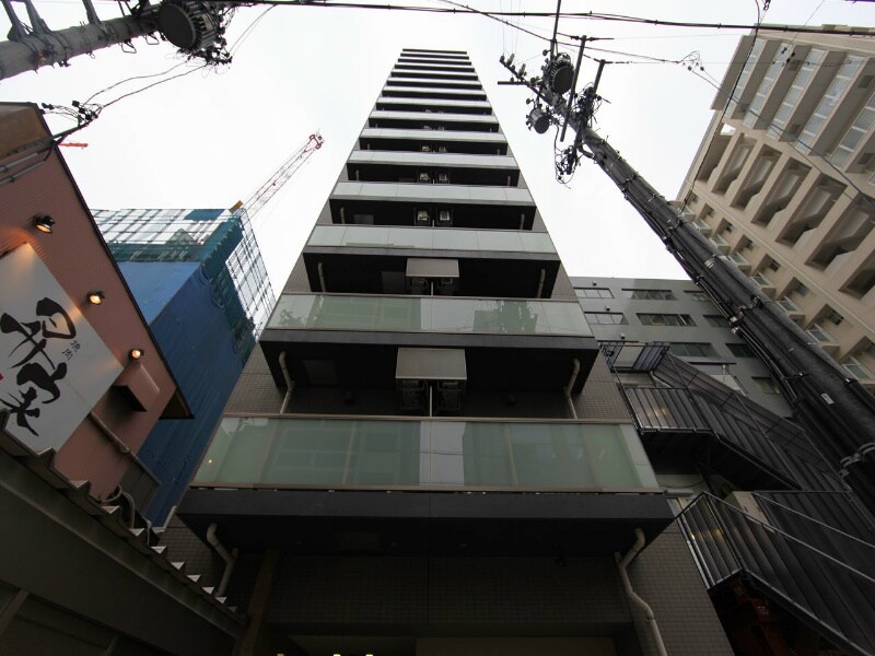 ライブコート泉の物件外観写真