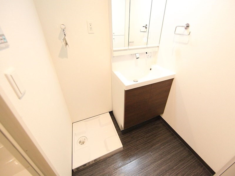 スティングレイつるまの物件内観写真