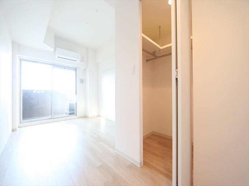 プレサンスジェネ葵の物件内観写真