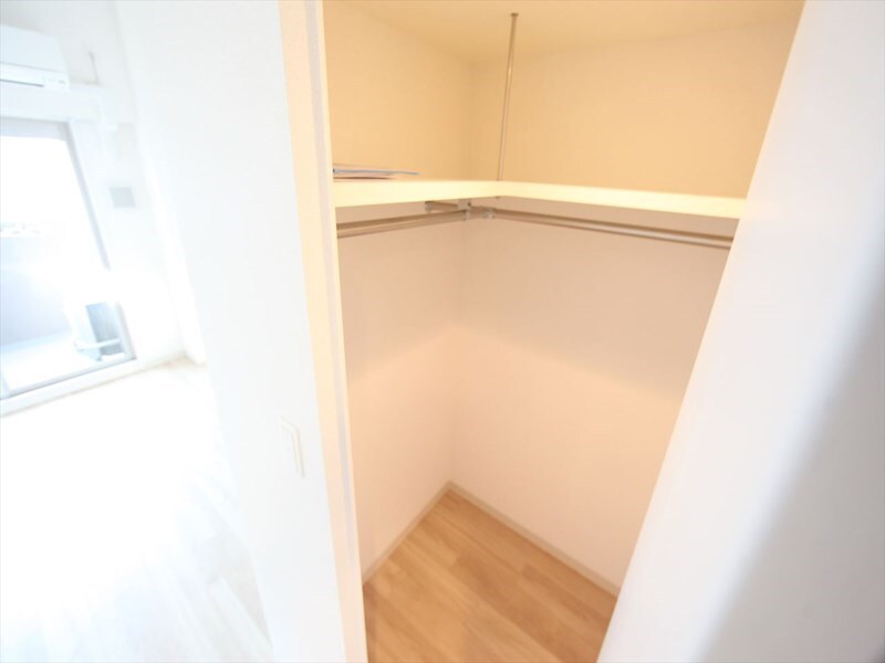 プレサンスジェネ葵の物件内観写真