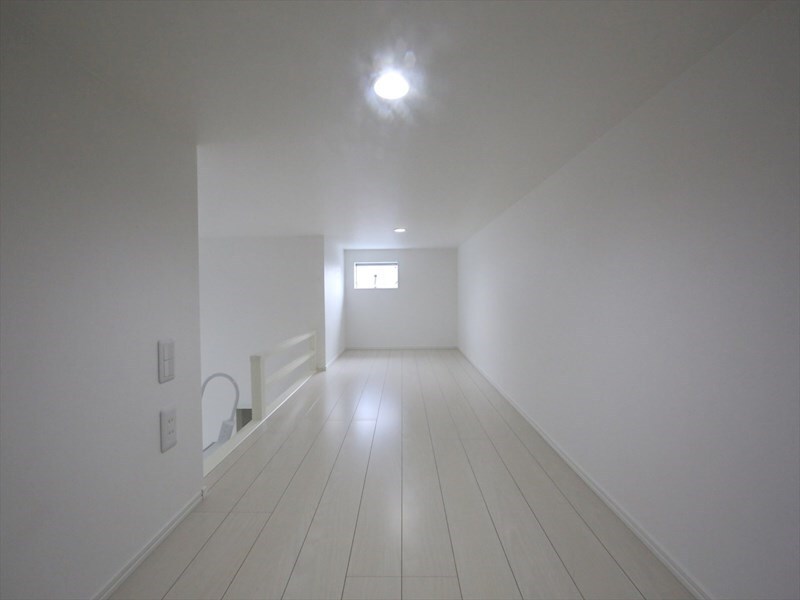 ワルキューレの物件内観写真