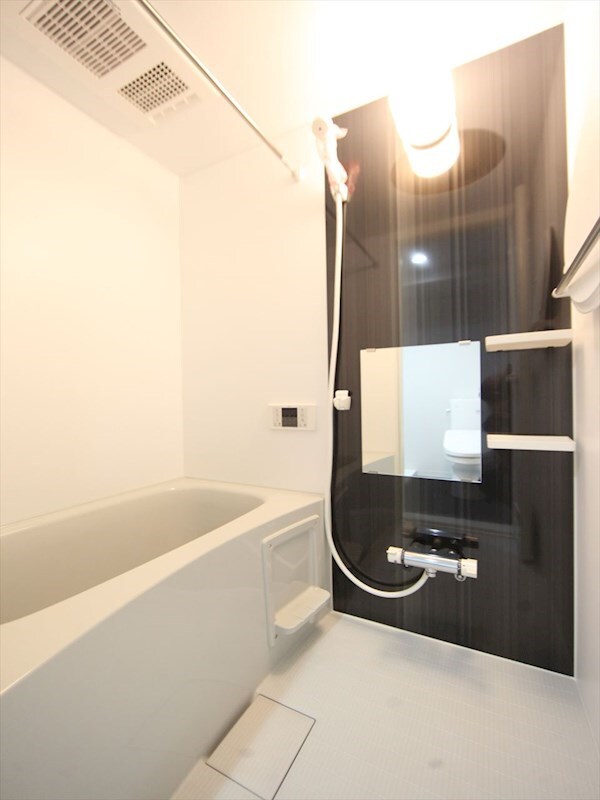 アペラシオン鳥羽見の物件内観写真