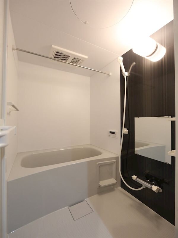 N：グレイスの物件内観写真