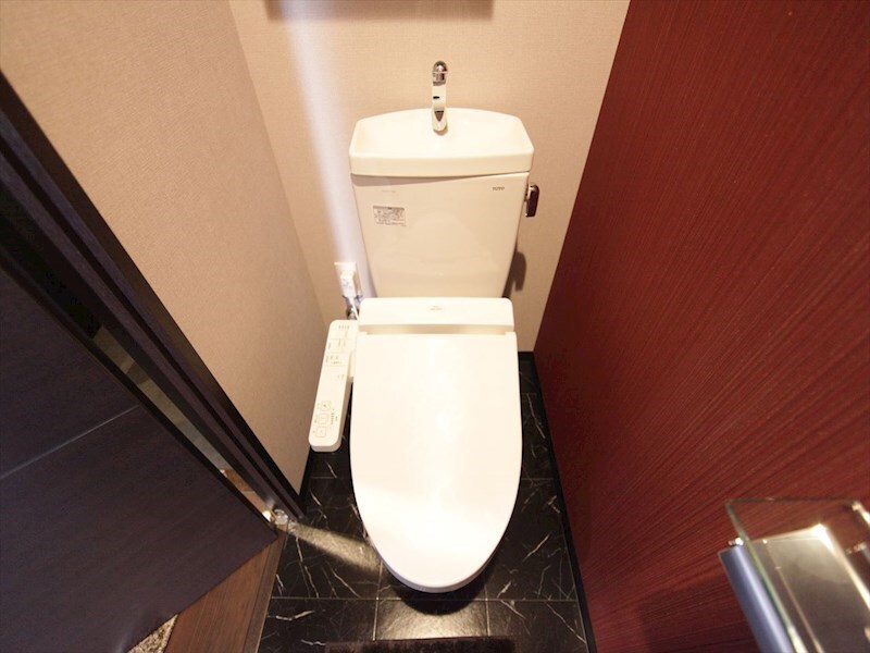 ロイヤルスクエア徳川の物件内観写真