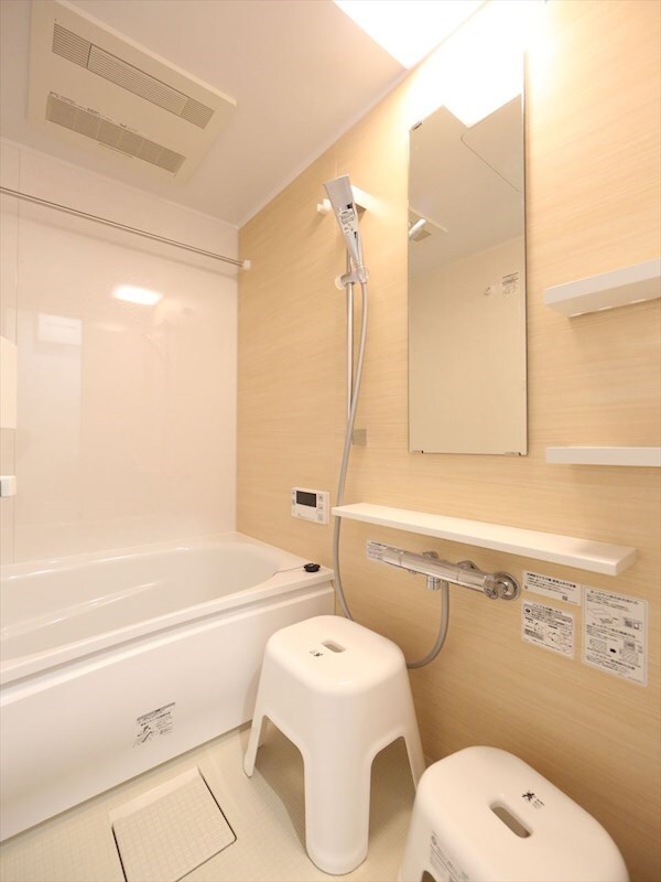 ラフォーレ金山の物件内観写真