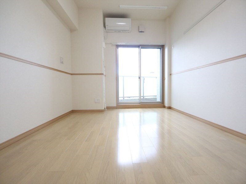 ラフォーレ金山の物件内観写真