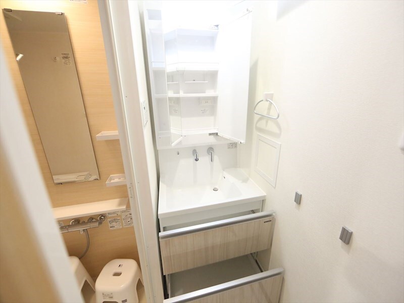 ラフォーレ金山の物件内観写真