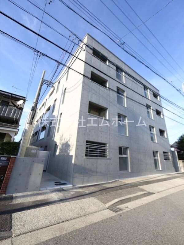 SPACE CUBE HONJIN（スペースキューブホンジン）の物件外観写真