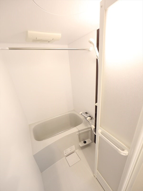 ハーモニーテラス靖国町IIIの物件内観写真