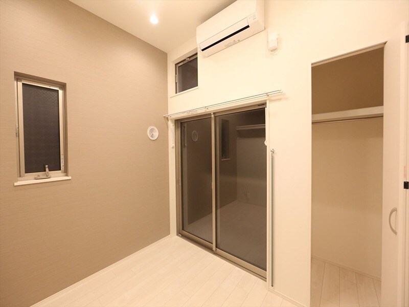 Ｈｏｕｓｅ　Ｏｆ　Ｅｉｇｈｔの物件内観写真