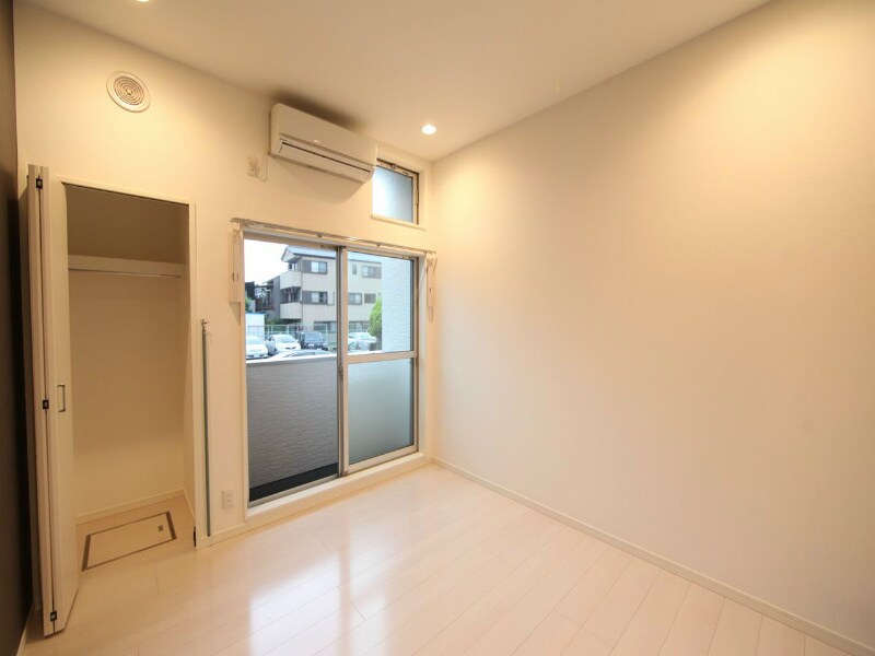 カトルセゾン彩の物件内観写真