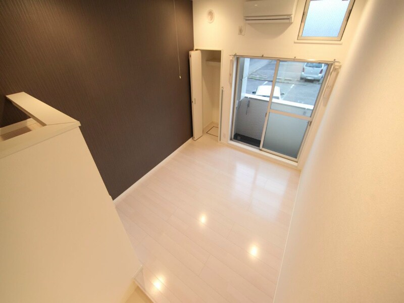 カトルセゾン彩の物件内観写真