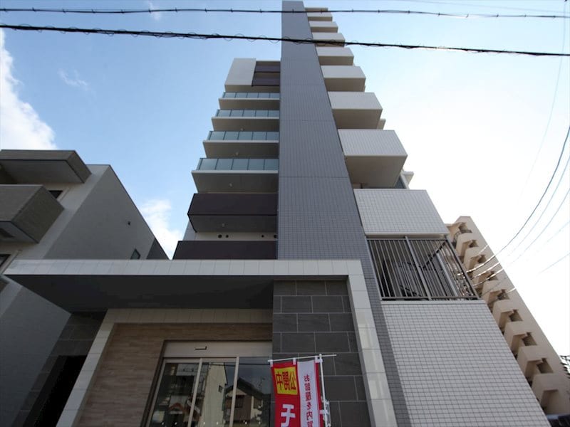 グリーンコート中島の物件外観写真