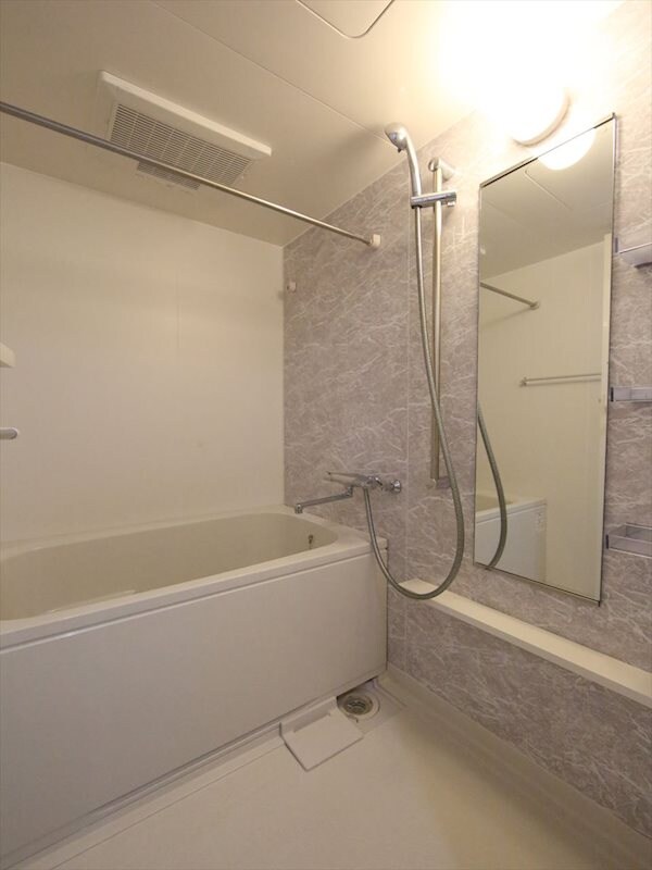 ブルースカイの物件内観写真