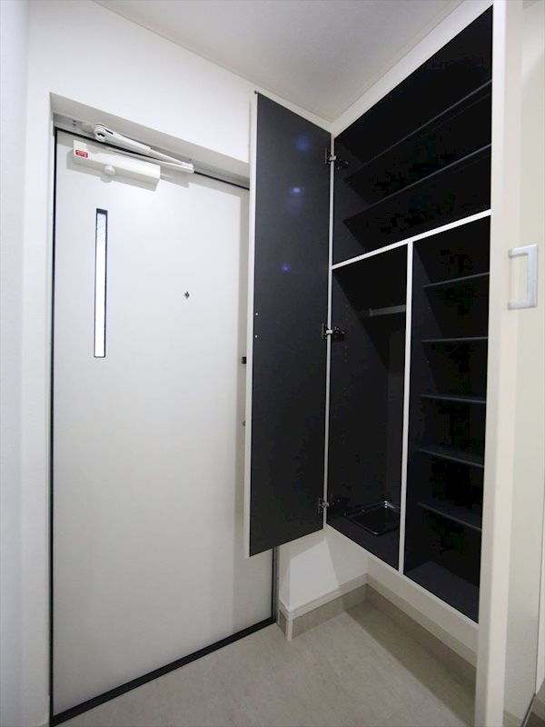 ブルースカイの物件内観写真