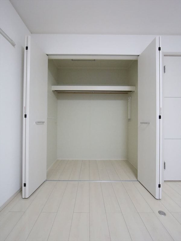 ブルースカイの物件内観写真