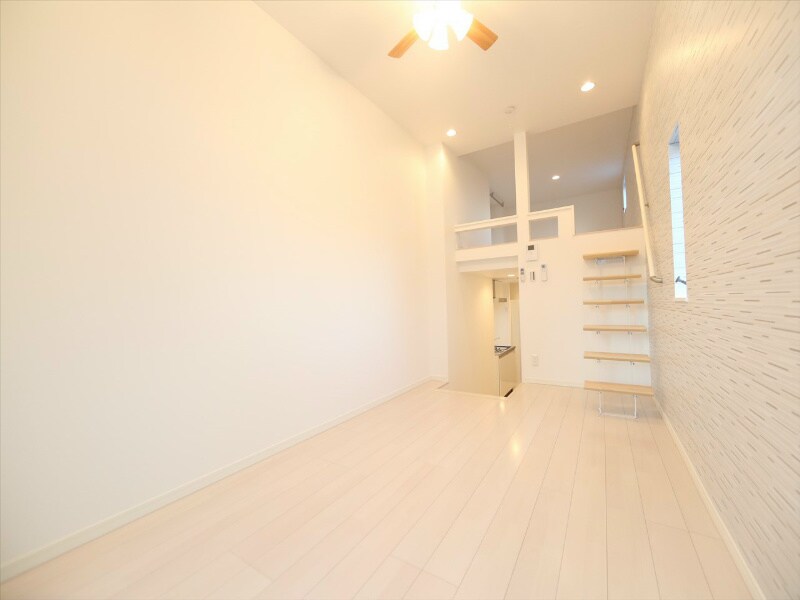 Ｆｌｏｕｒｉｓｈ　ｃｌｕｂの物件内観写真