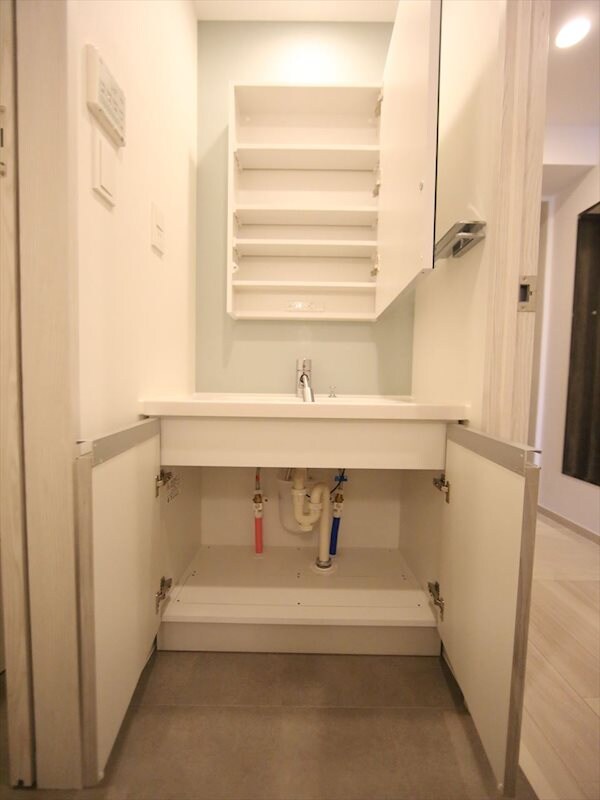 ヴェルデシア名駅南の物件内観写真