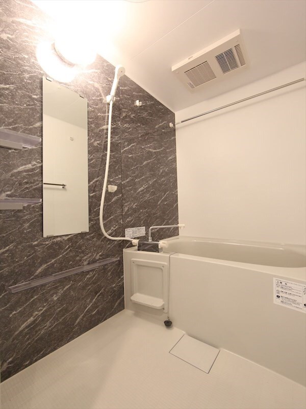 リーデンス名古屋駅西の物件内観写真