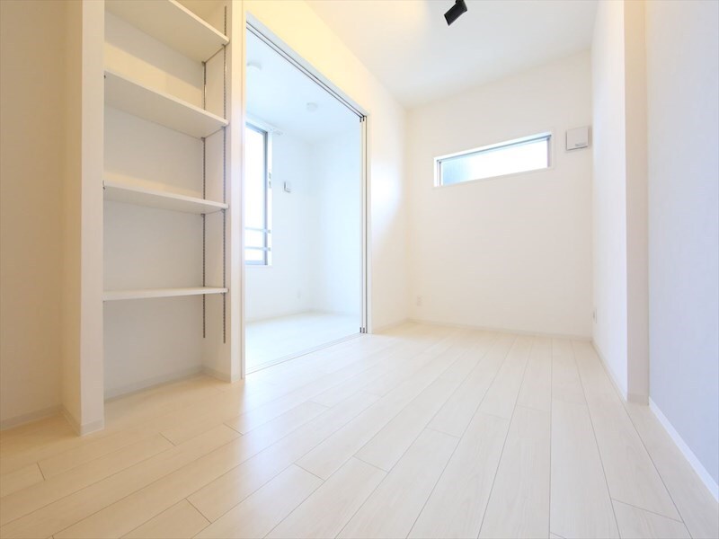 リーデンス名古屋駅西の物件内観写真